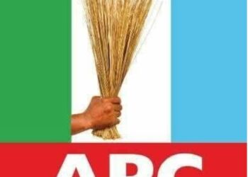 BREAKING NEWS: State APC Chairman Solomon Collapses, Passes Away During Reconciliation Meeting
