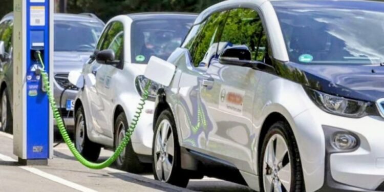 FG Begins Distribution of Electric Vehicles to Civil Servants, Expands Clean Energy Ecosystem